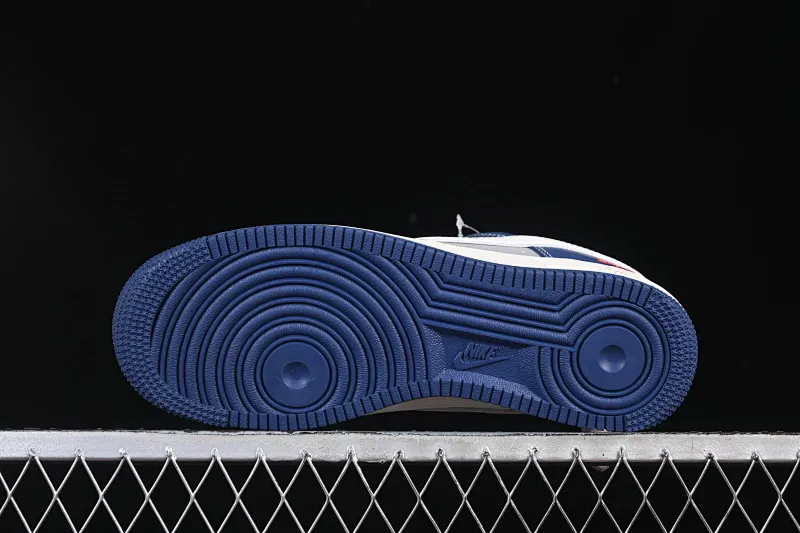 All categories Nk Air Force 1 Air Force series Nk Air Force 1 Low Air Force low top Nike Air Force 1'07 Low Superme joint white blue gray red Air Force 1 low top casual sneakers XD2588-602